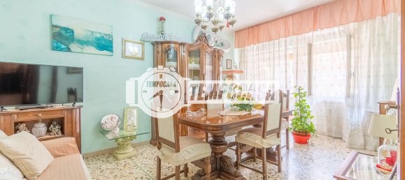 Квартира с 3 спальнями в Рим, Италия № 348266 2