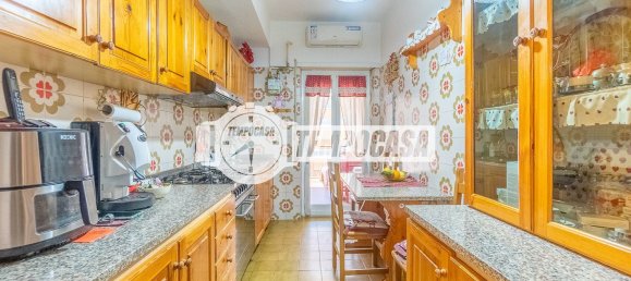 Квартира с 3 спальнями в Рим, Италия № 348266 5