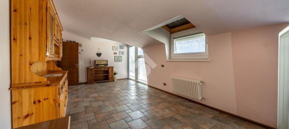 3 rooms Apartment in Trento, Italy No. 234251 3