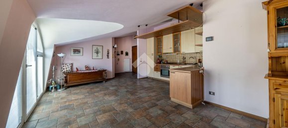 3 rooms Apartment in Trento, Italy No. 234251 4