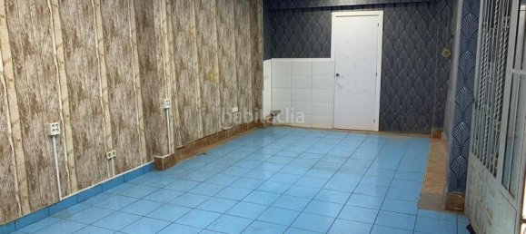57m² Commercial property in Ciutat Vella, Spain No. 151461 8
