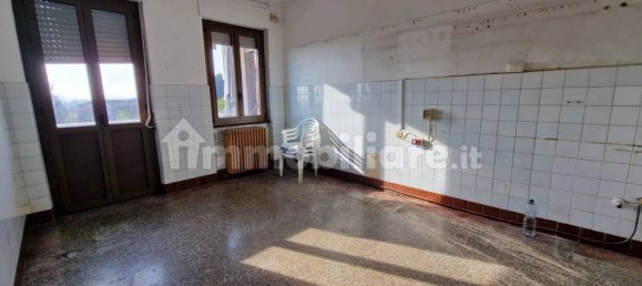 4 bedrooms Apartment in Cavallirio, Italy No. 332904 11
