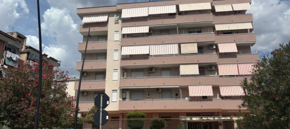 4 Schlafzimmer Wohnung in Maddaloni, Italy, Nr. 347303 3