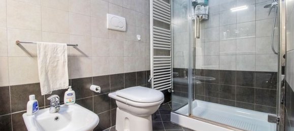 6 rooms Duplex in Bologna, Italy No. 131460 17