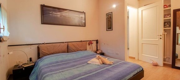 6 rooms Duplex in Bologna, Italy No. 131460 11