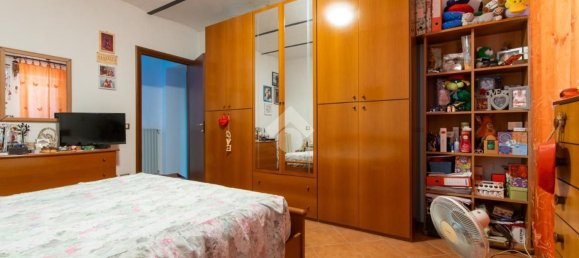 Casa de 9 habitaciónes en Casale Monferrato, Italy No. 212311 18