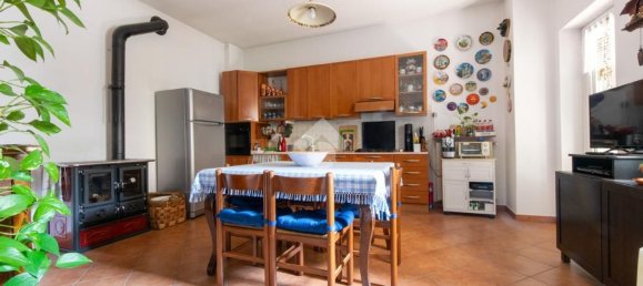 Casa de 9 habitaciónes en Casale Monferrato, Italy No. 212311 14