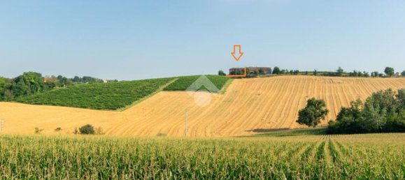 Casa de 9 habitaciónes en Casale Monferrato, Italy No. 212311 2