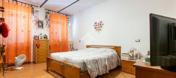 Casa de 9 habitaciónes en Casale Monferrato, Italy No. 212311 17