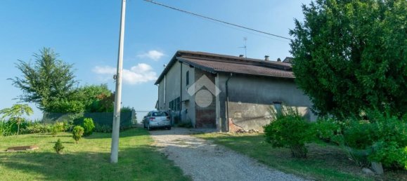 Casa de 9 habitaciónes en Casale Monferrato, Italy No. 212311 4