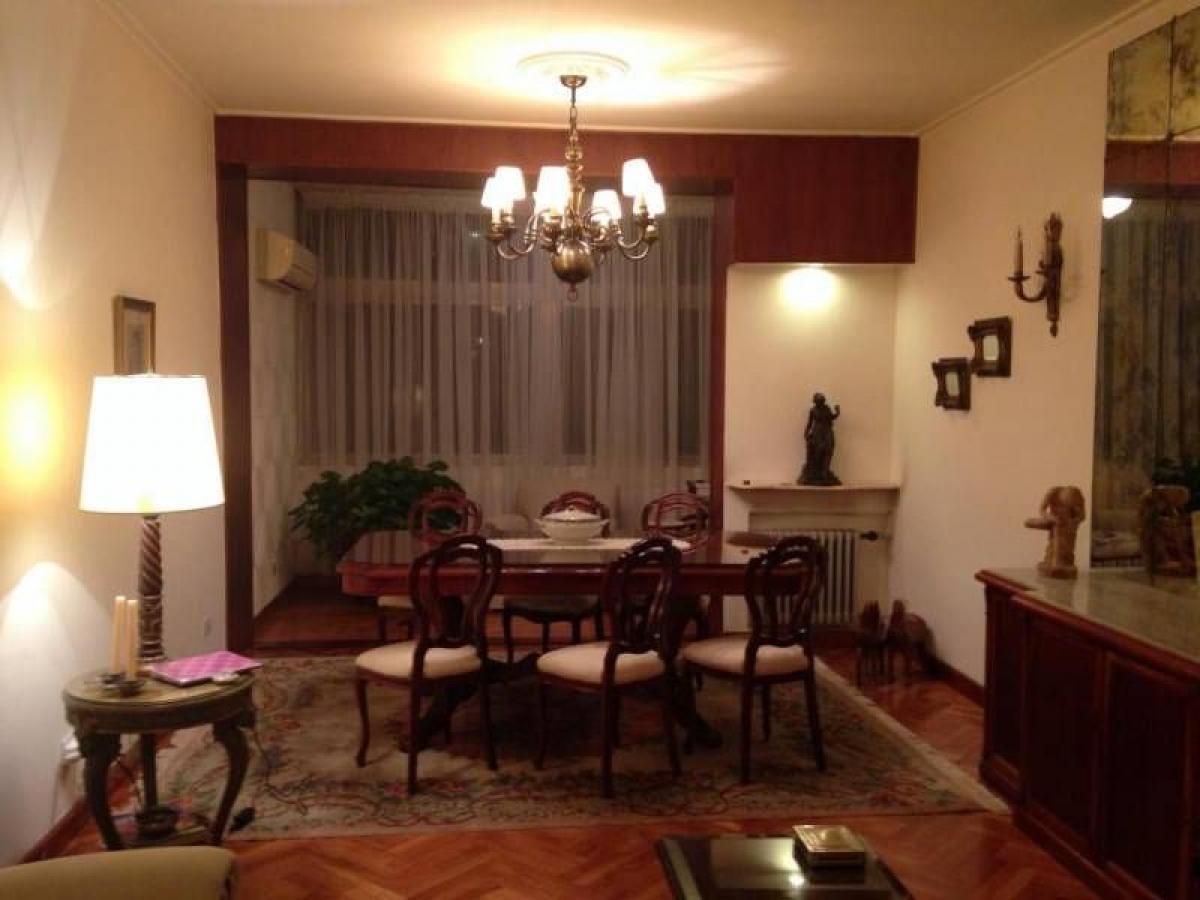Apartamento T2 em Buenos Aires, Argentina N.º 90477