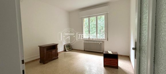 Квартира с 3 комнатами в Карпи, Италия № 258161 4