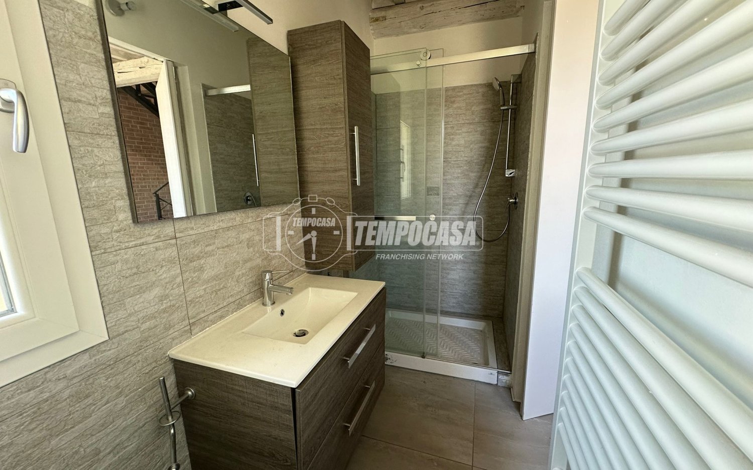 3 rooms House in San Felice sul Panaro, Italy No. 258162