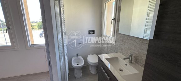 3 rooms House in San Felice sul Panaro, Italy No. 258162 15