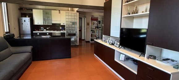 Apartamento T3 em Bologna, Italy N.º 380273 14