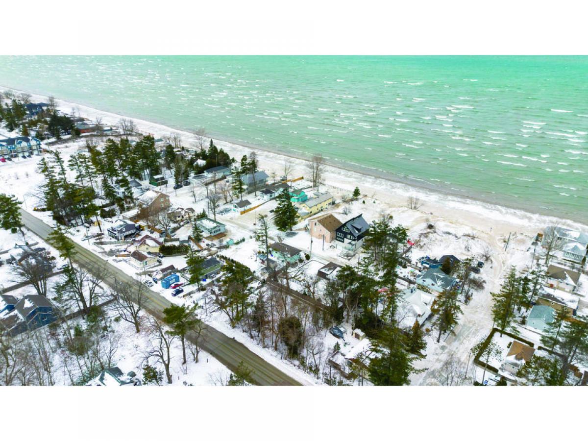  Land in Wasaga Beach, Canada No. 1443