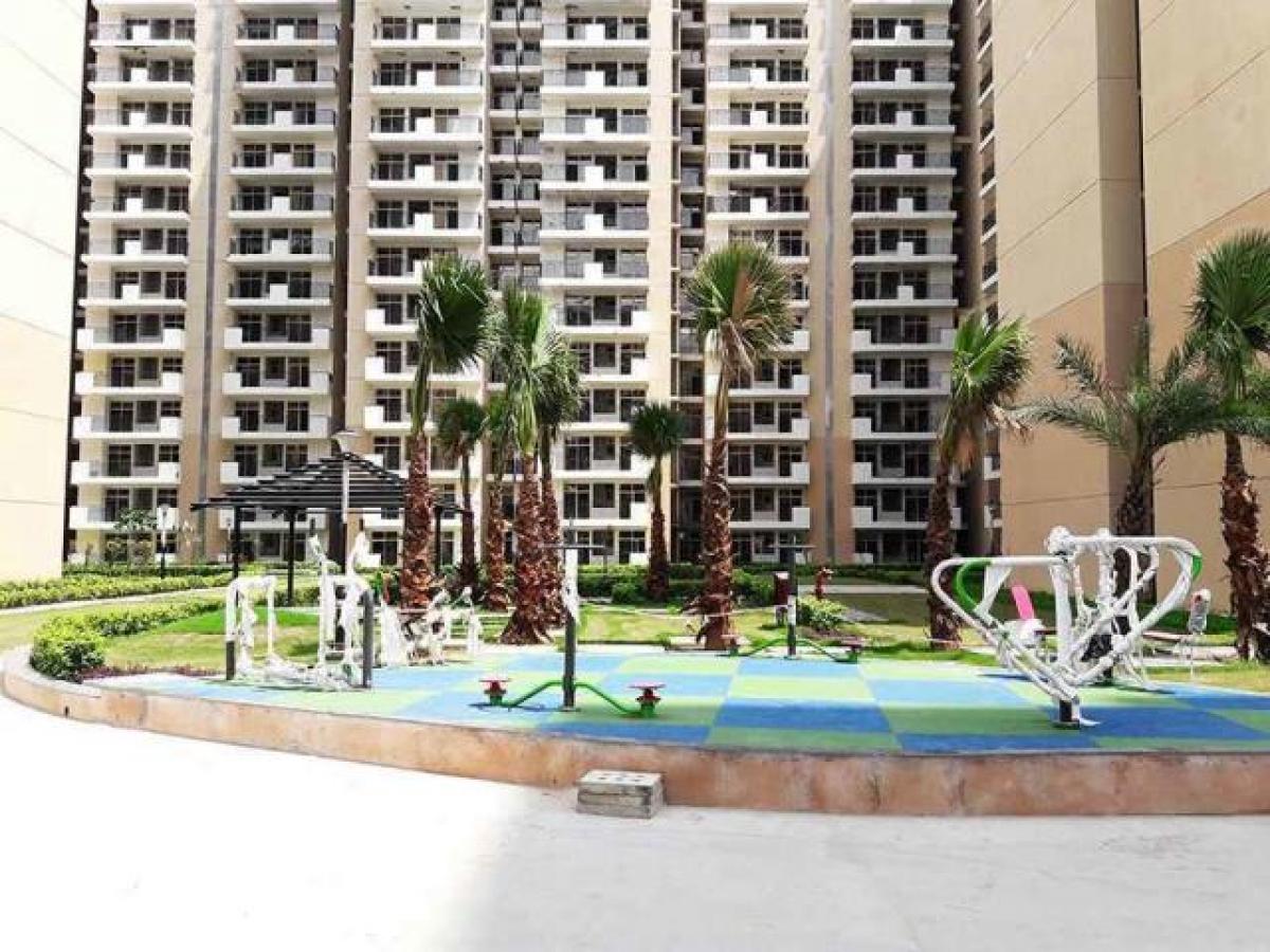 2 bedrooms House in Noida, India No. 66995