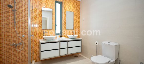 Apartamento de 3 dormitorios en Quarteira, Portugal No. 144955 12