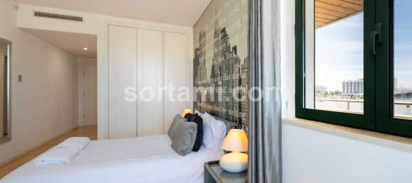 Apartamento de 3 dormitorios en Quarteira, Portugal No. 144955 17