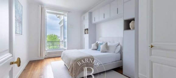 4 bedrooms Apartment in Yvelines, France No. 130686 17