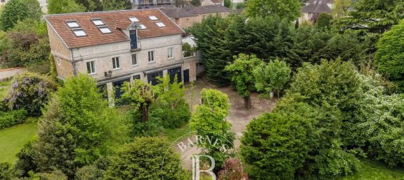 4 bedrooms Apartment in Yvelines, France No. 130686 13