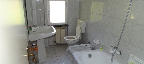 4 bedrooms Villa in Massa, Italy No. 316749 6