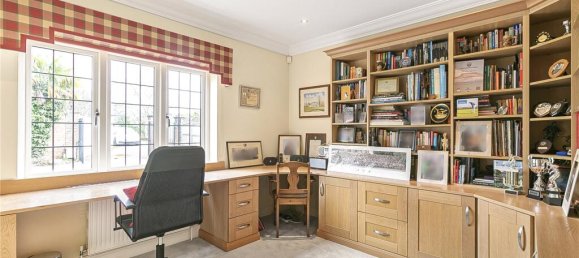 5 bedrooms House in Hadley Wood, United Kingdom No. 6574 42