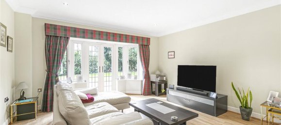 5 bedrooms House in Hadley Wood, United Kingdom No. 6574 38