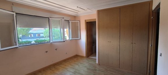 Casa de 4 dormitorios en Pedrezuela, Spain No. 173788 19