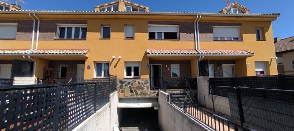 Casa de 4 dormitorios en Pedrezuela, Spain No. 173788 32