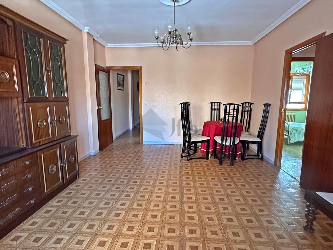 4 Schlafzimmer Wohnung in Valladolid, Spain, Nr. 95350