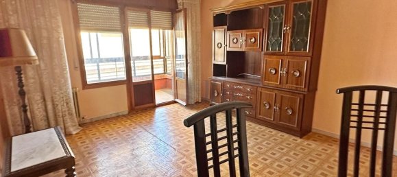 4 Schlafzimmer Wohnung in Valladolid, Spain, Nr. 95350 3