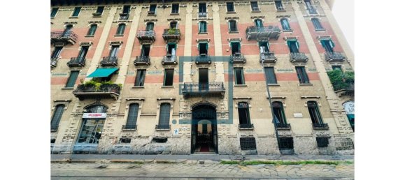 3 bedrooms Apartment in Milan, Italy No. 360746 37