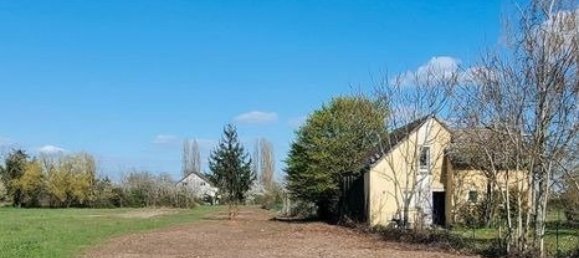  Land in Bourges, France No. 252137 2