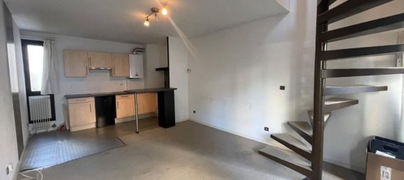 1 bedroom Duplex in Lille, France No. 362840 3