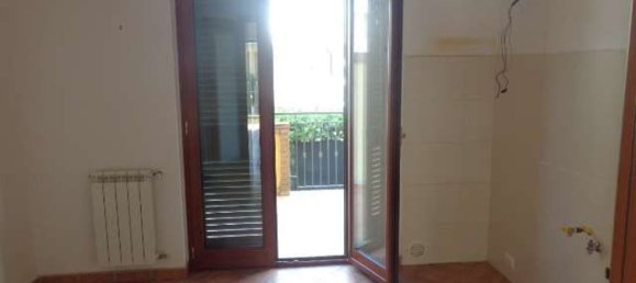 Дом с 4 спальнями в Фонди, Италия № 311403 5