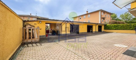 6 rooms Villa in Chignolo Po, Italy No. 89874 11