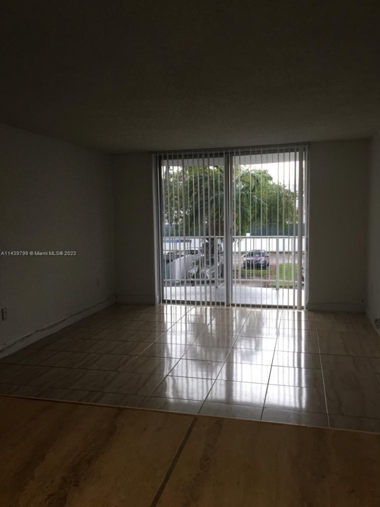 Propriedade comercial T2 em Miami, EUA N.º 614700