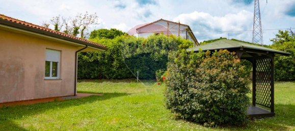 Вилла с 24 комнатами в Фабриано, Италия № 8297 35