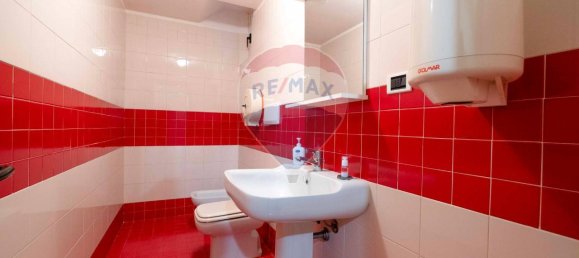 Вилла с 24 комнатами в Фабриано, Италия № 8297 14