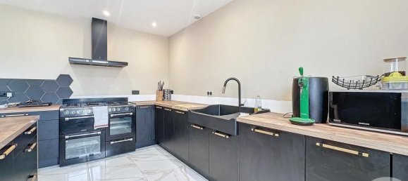 2 غرف نوم منزل في Vallant-Saint-Georges, France رقم 239282 2