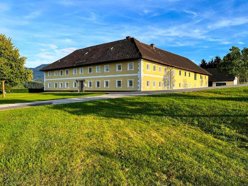 Дом с 16 комнатами в Обершлирбах, Австрия № 120699