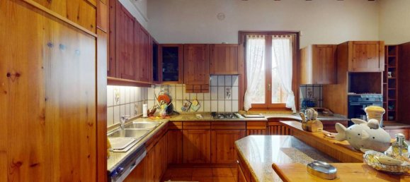 Вилла с 6 комнатами в Севезо, Италия № 40870 8