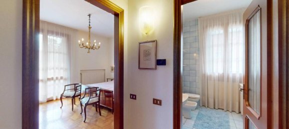 Вилла с 6 комнатами в Севезо, Италия № 40870 26