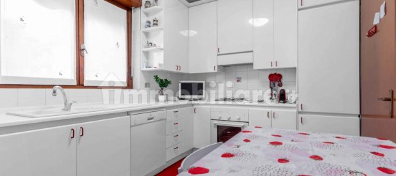 3 bedrooms Apartment in Milan, Italy No. 352245 13