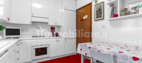3 bedrooms Apartment in Milan, Italy No. 352245 14