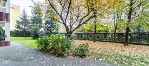 3 bedrooms Apartment in Milan, Italy No. 352245 31