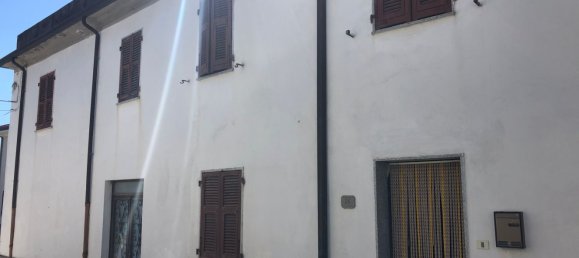 5 rooms House in Aulla, Italy No. 255763 2
