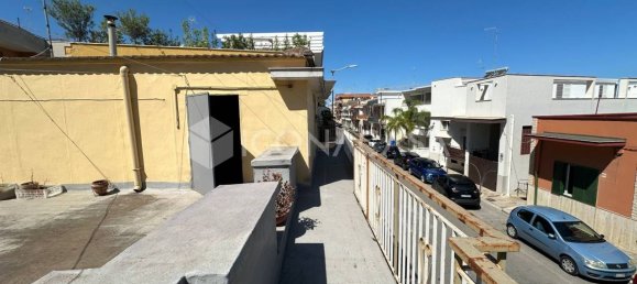 3 rooms House in Capurso, Italy No. 379127 4