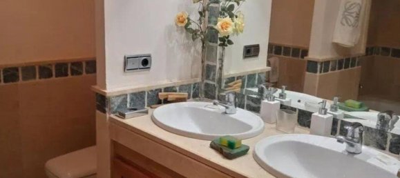 3 bedrooms Townhouse in Marbella, Spain No. 38966 56